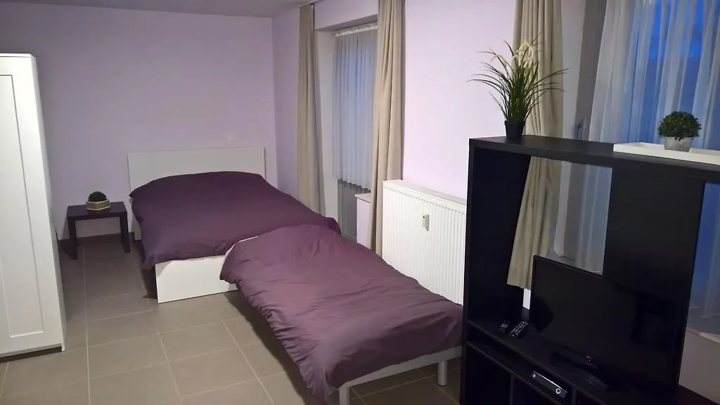 Piece Unique Apartments Μπριζ 0*,